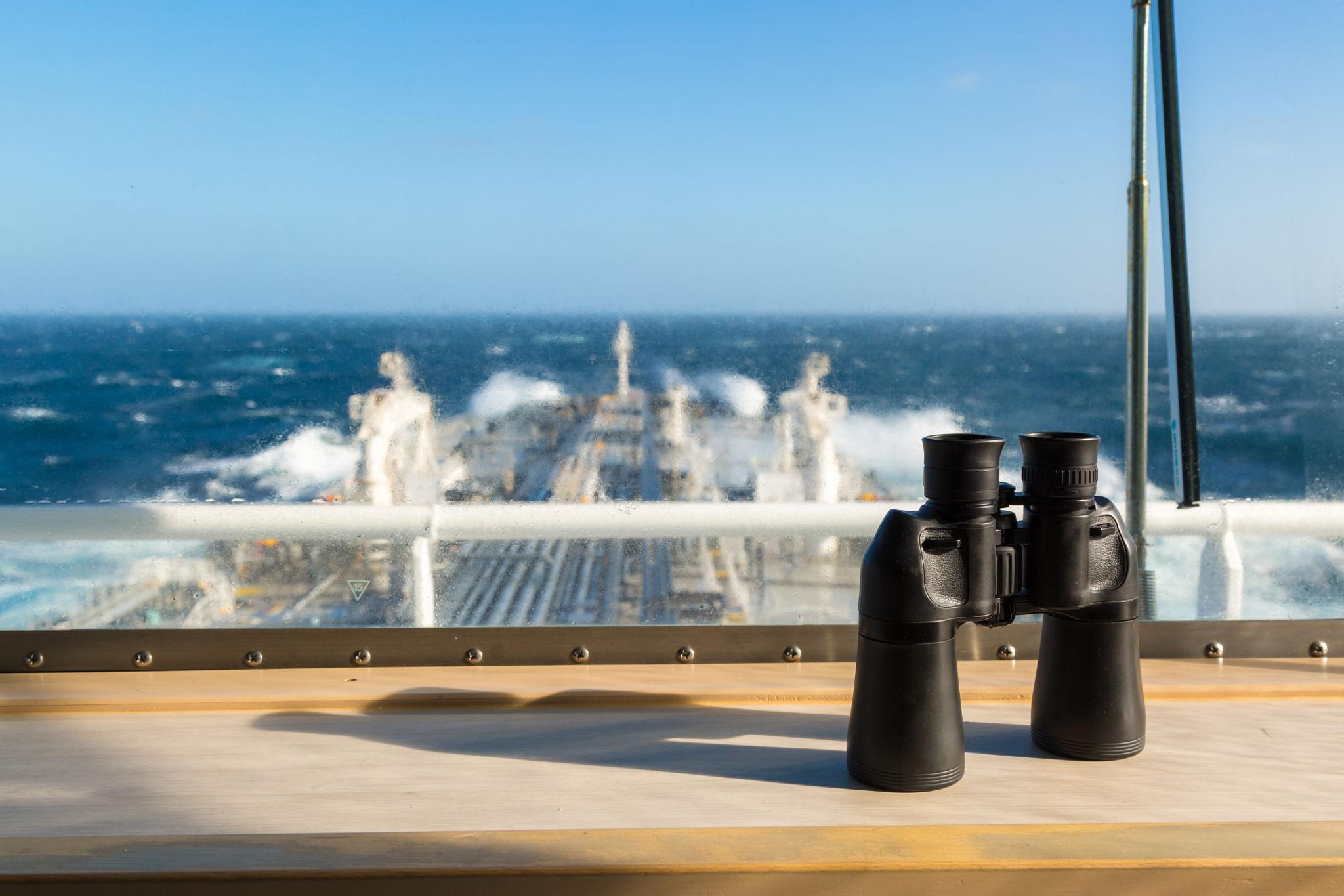 INJIE Optics High-Performance Binoculars | A New Era of Clear Observation INJIE Optics High-Performance Binoculars | A New Era of Clear Observation