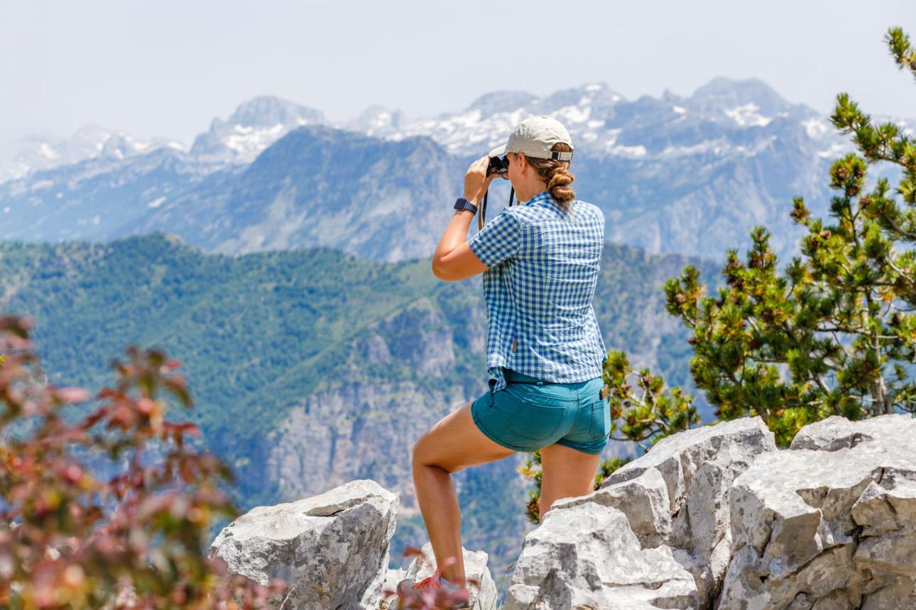 Best Binoculars for Bird Watching in 2026 | A Complete Buying Guide by INJIE Optics Best Binoculars for Bird Watching in 2026 | A Complete Buying Guide by INJIE Optics