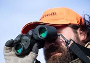 8×32 vs 8×42 Binoculars: Which Is Better for Travel and Bird Watching?